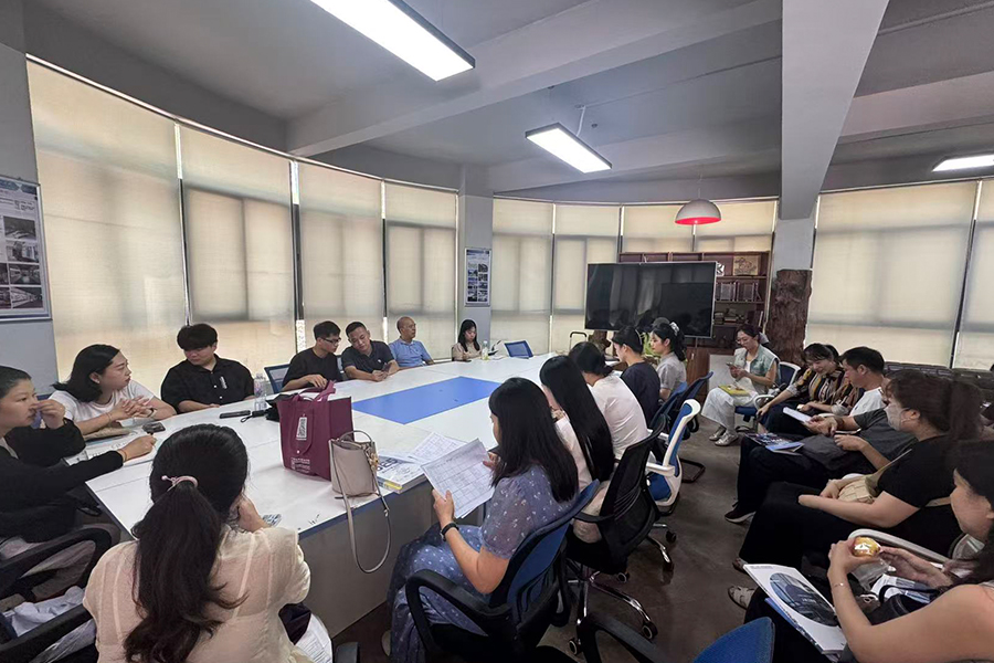 会议现场1.jpg