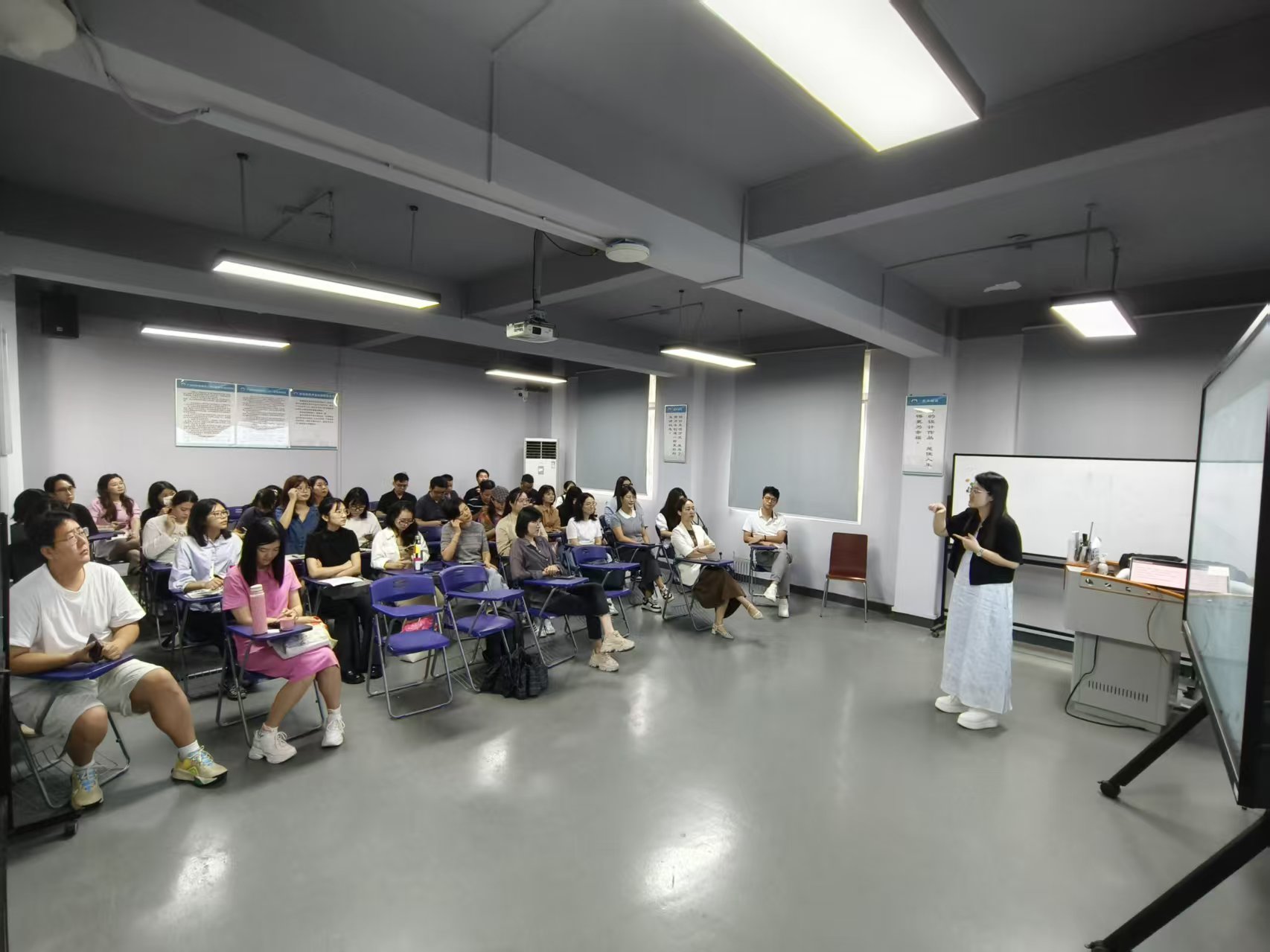 会议现场（五）.jpg