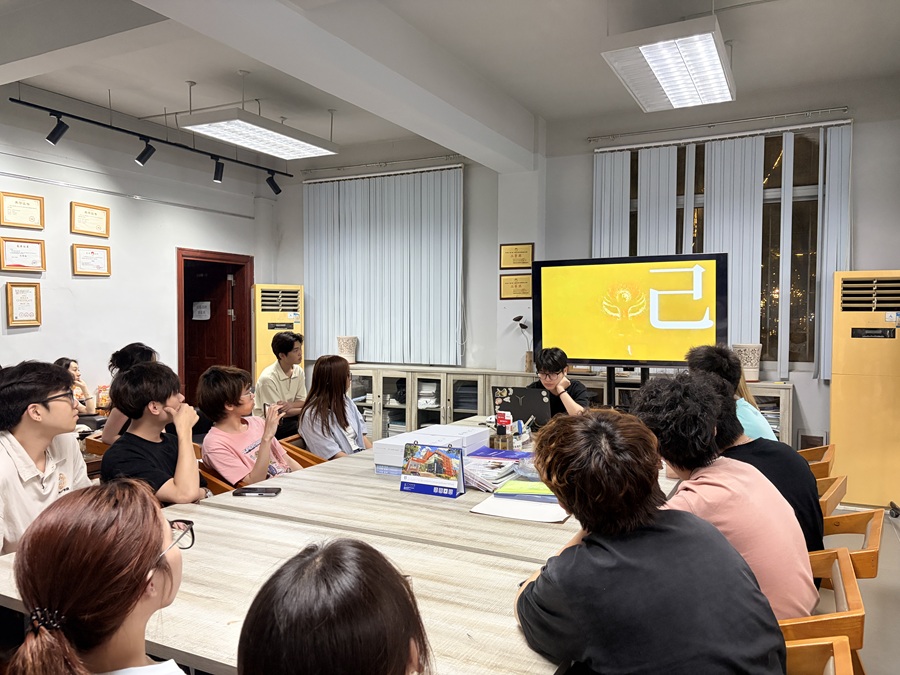 讲座现场（一）.jpg