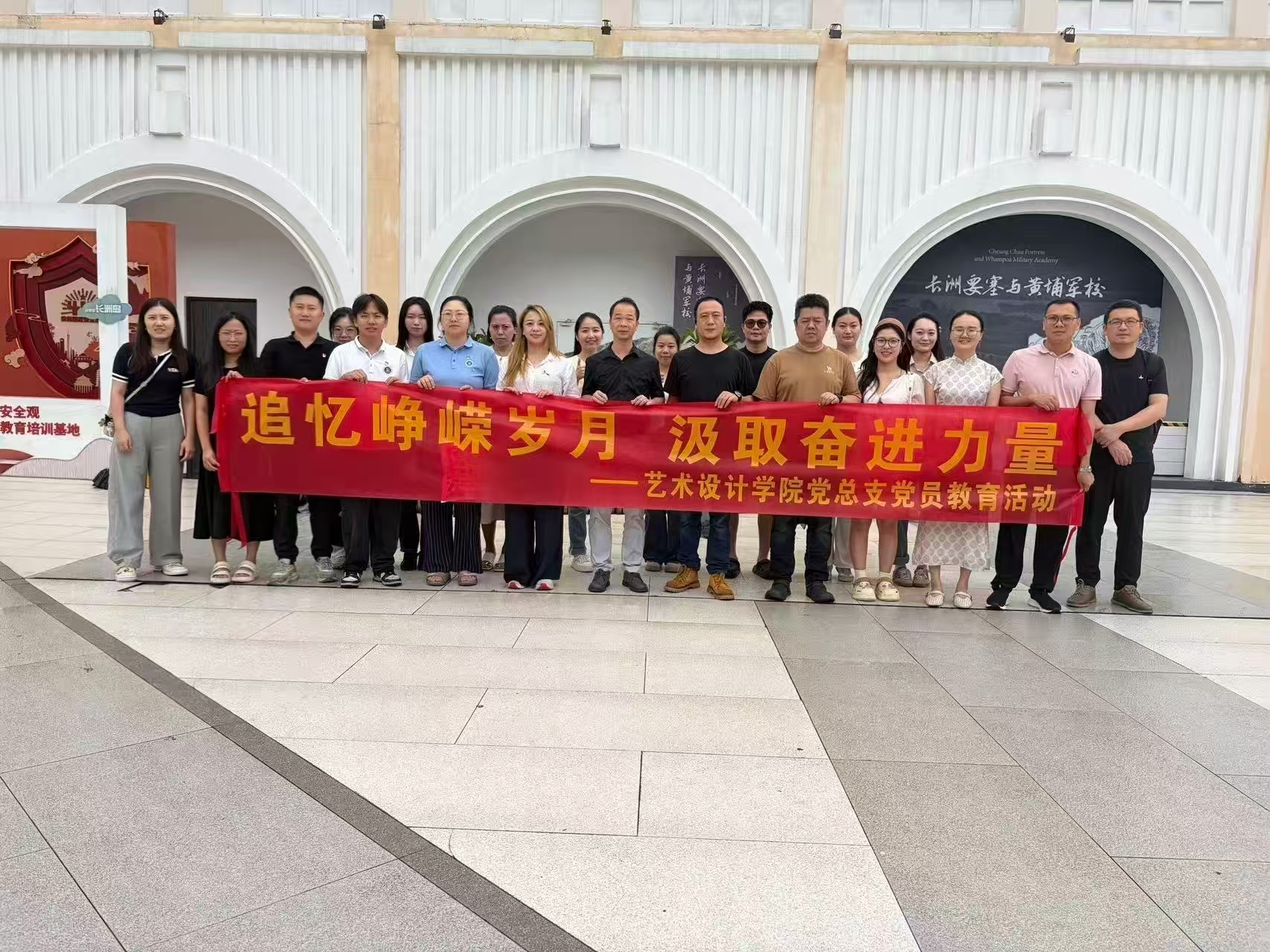 图1.jpg